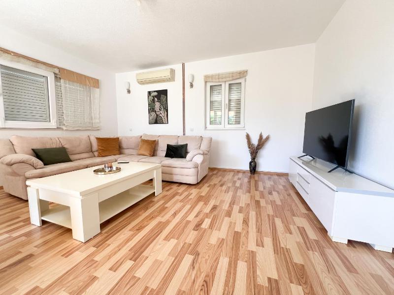 House Basta - Free beach parking - image 9