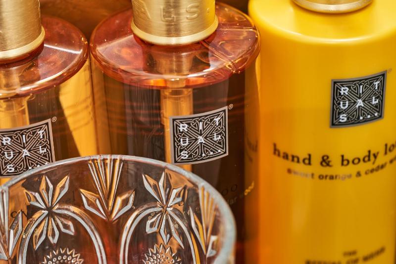 Family Room (2 Adults + 2 Children) image 1