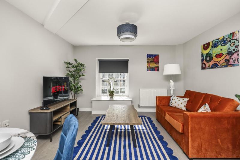Buzzing Brighton Apartment 4 By My Getaways - image 21