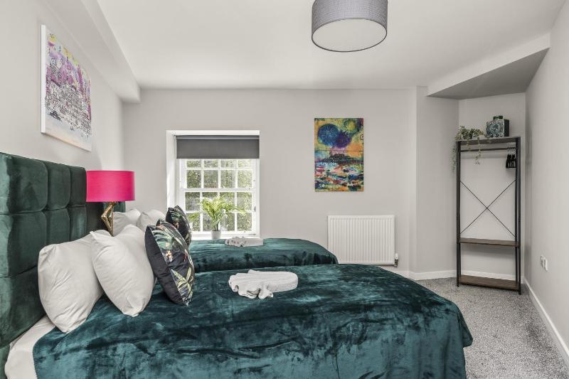 Buzzing Brighton Apartment 4 By My Getaways - image 2