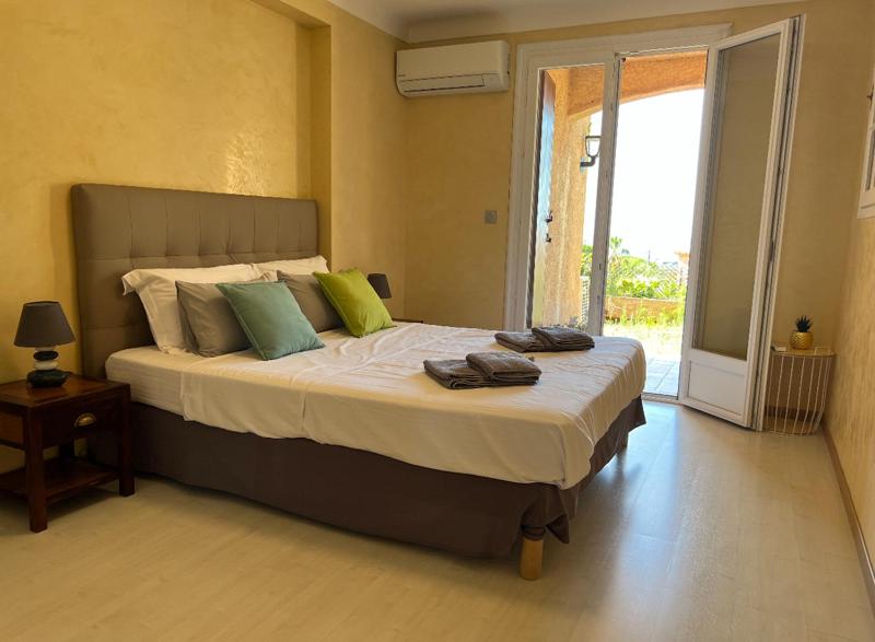 Charming Villa-Appartement With A View On The Sea Of 95 M2 - image 24
