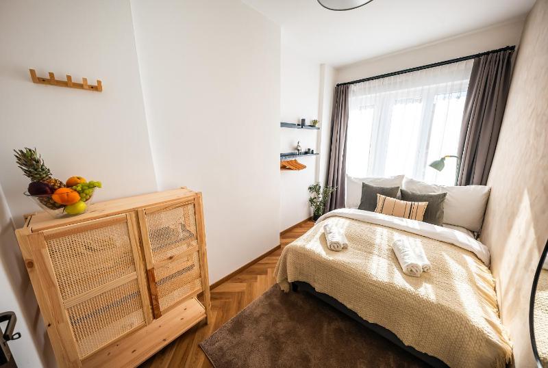 2BR 15Bath Chic City Suite near Wenceslas Square - image 3