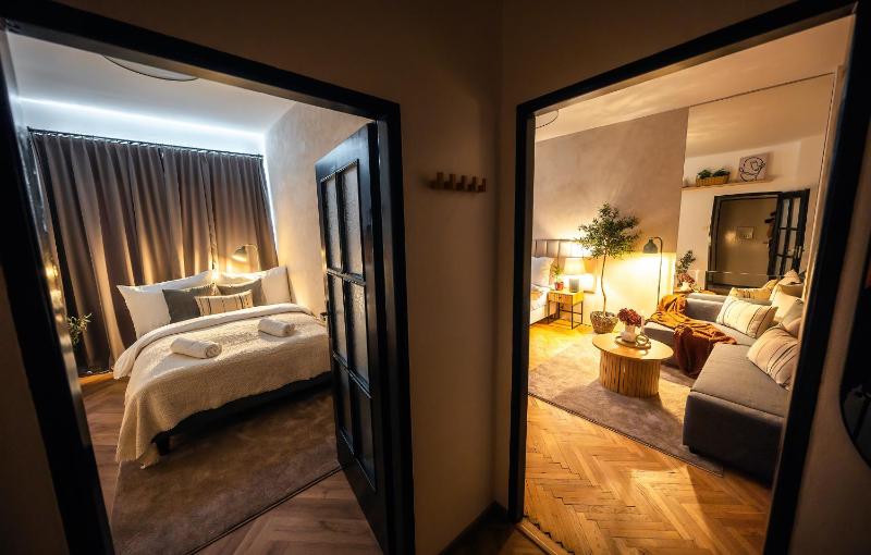 2BR 15Bath Chic City Suite near Wenceslas Square - image 15