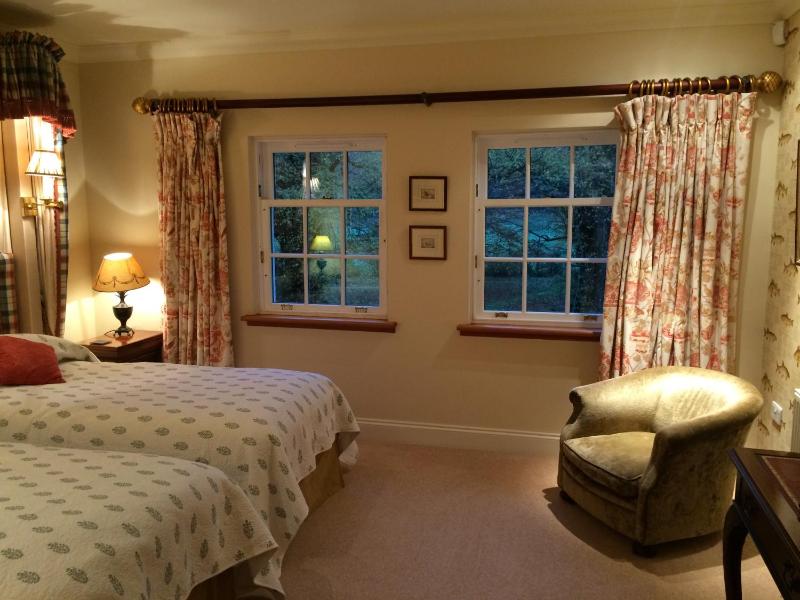 Deluxe Double or Twin Room with Garden View image 3