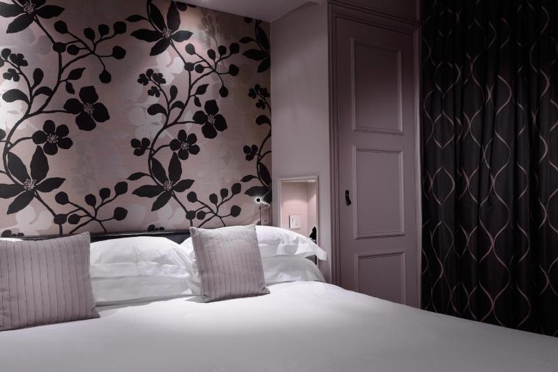 La Reflet - Junior Suite image 3