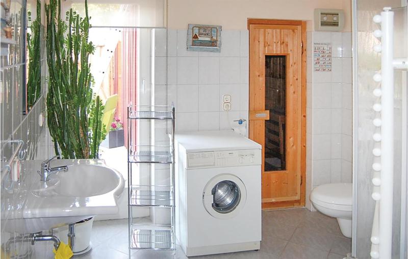 Awesome Apartment In Wismar With Sauna - image 5