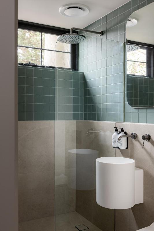 MAC Richmond by Melbourne Apartment Collection - image 15
