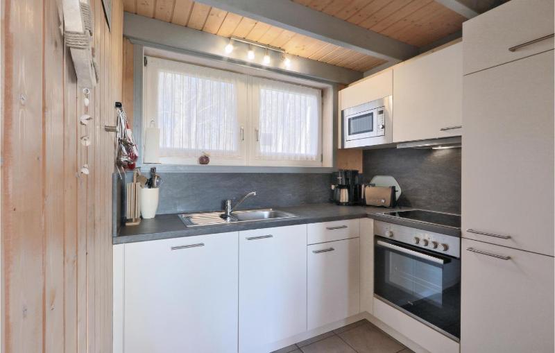 Cozy Home In Rechlin With Wifi - image 14