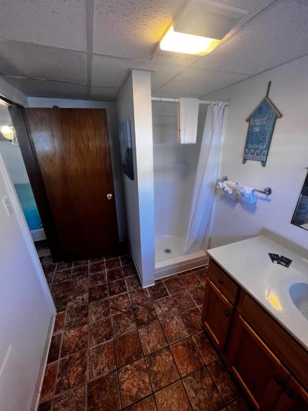 King Suite with Spa Bath image 1