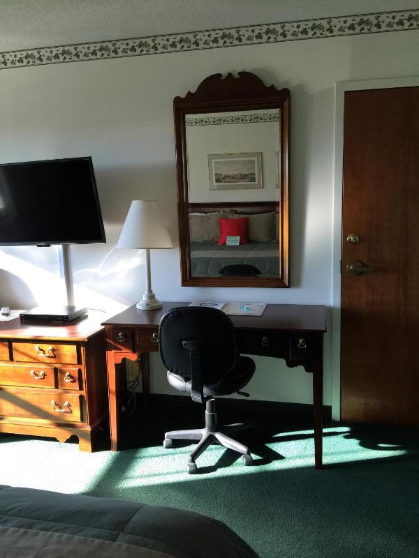 King Room- Third Floor image 4