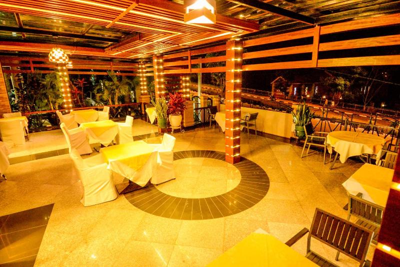 Hill View Hotel Kiyovu - image 11