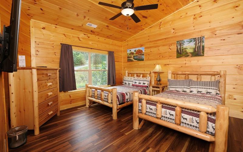 Eagles View 2.0 - Gorgeous Mountain Views Hot Tub Pool Table + Games! - image 50