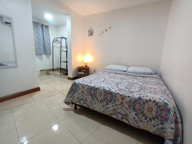 Confortable y Central Habitación 1 cuadra de playa - image 9