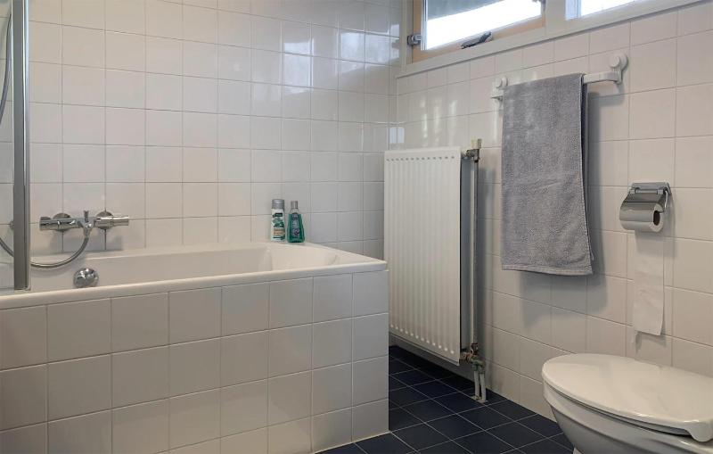 Three-Bedroom Holiday Home  image 3
