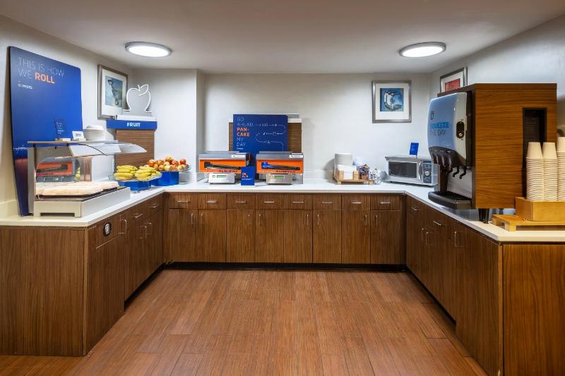 Holiday Inn Express - Times Square By IHG - image 11