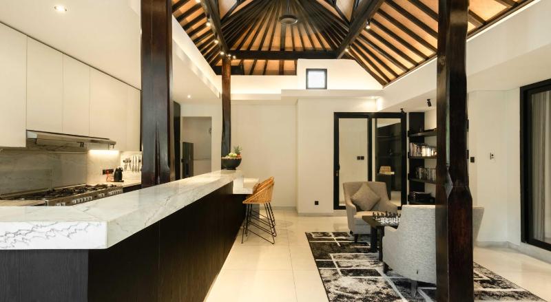 Villa Kubu Dewi Sri by Villa Finder - image 8