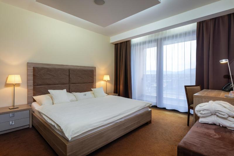 Suite image 3