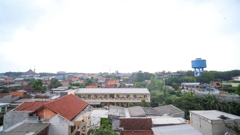 New Studio Apartment with Strategic Location at Suncity Residence By Travelio - image 11