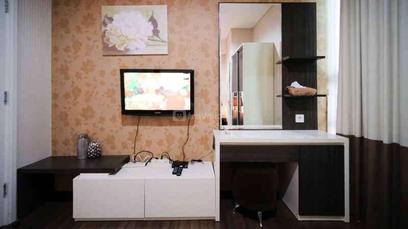 Best Location and Tidy 2BR Apartment at Trillium Residence By Travelio - image 12