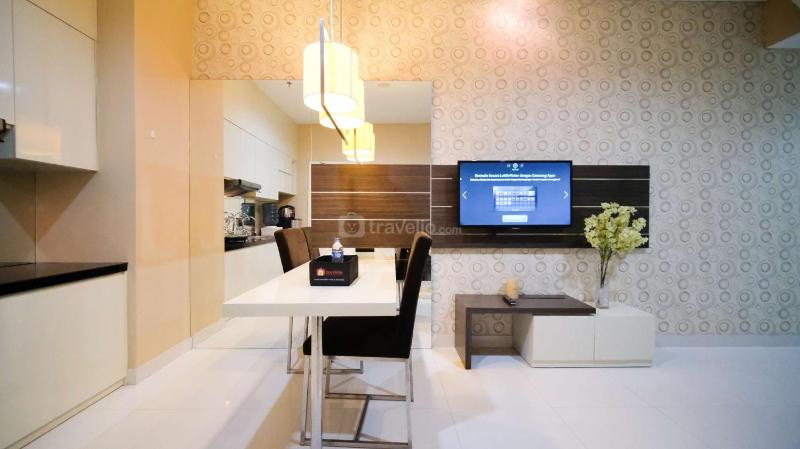 Best Location and Tidy 2BR Apartment at Trillium Residence By Travelio - image 14
