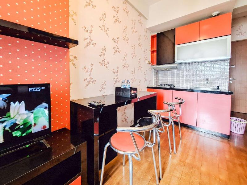 Minimalist 2BR at Pinewood Jatinangor Apartment By Travelio - image 6