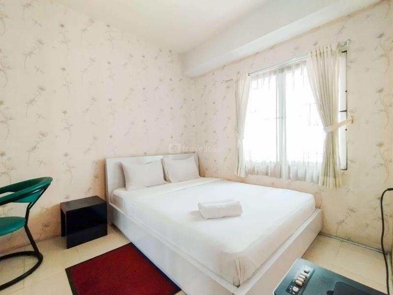 Minimalist 2BR at Pinewood Jatinangor Apartment By Travelio - image 10