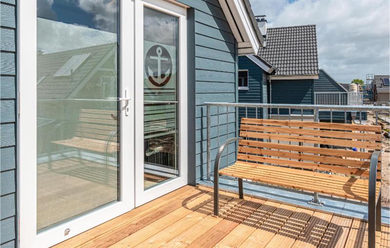 Beach Front Apartment In Büsum With Sauna - image 3