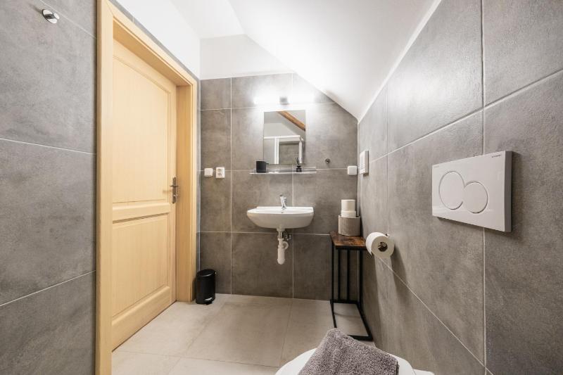 Triple Room image 2