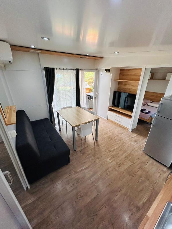 Holiday Home image 1