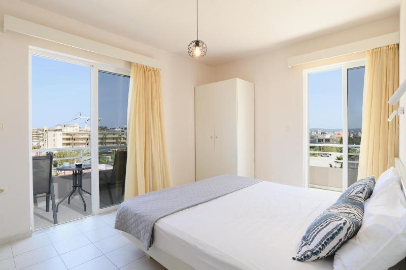 Apartment image 4