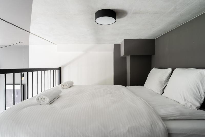 Superior Apartment image 3