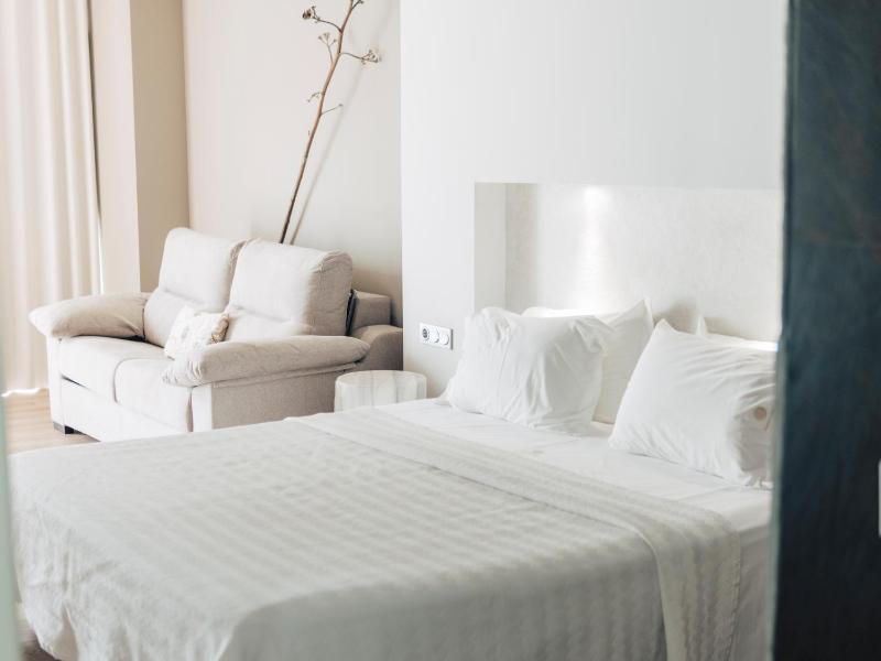 Deluxe Junior Suite image 4