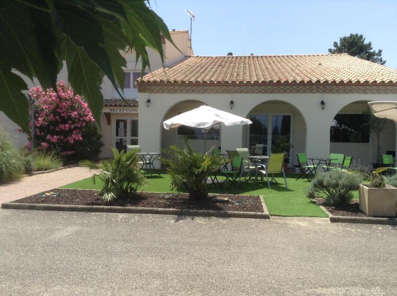 Brit Hotel Bosquet Carcassonne Cité - image 13