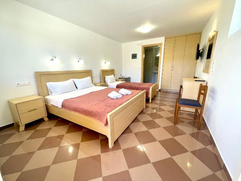 Triple Room image 1