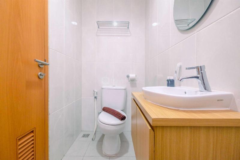 Good Choice and Strategic 2BR without Living Room Evenciio Apartment By Travelio - image 12