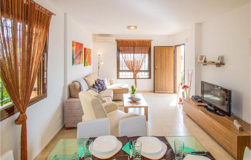 Awesome Home In Orihuela Costa With Swimming Pool - image 8