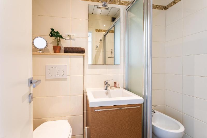 Royal Luxembourg AP4397 By Riviera Holiday Homes - image 10