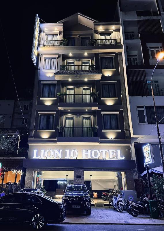 LION 10 HOTEL - image 20