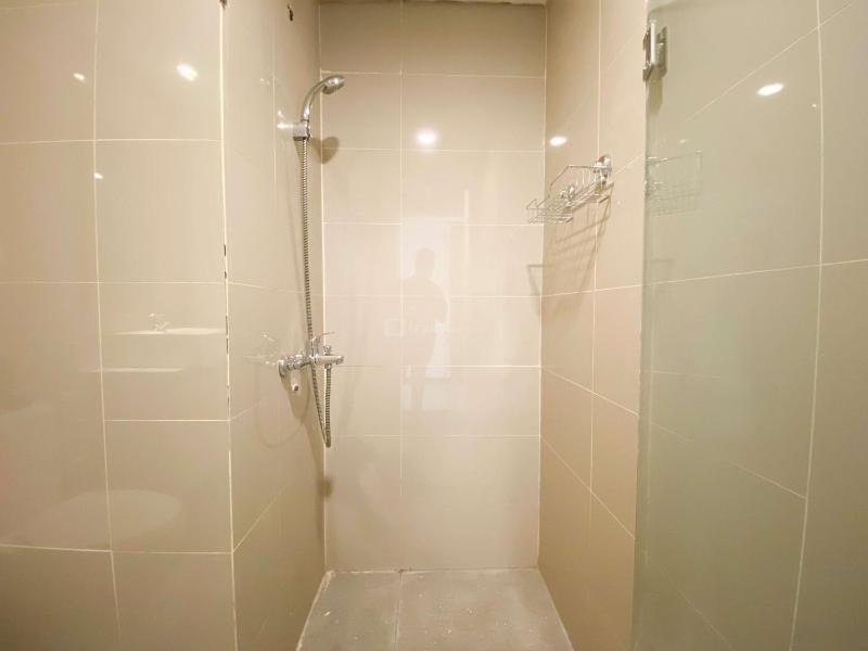 Cozy Living Studio (No Kitchen) at Sentraland Semarang Apartment By Travelio - image 3