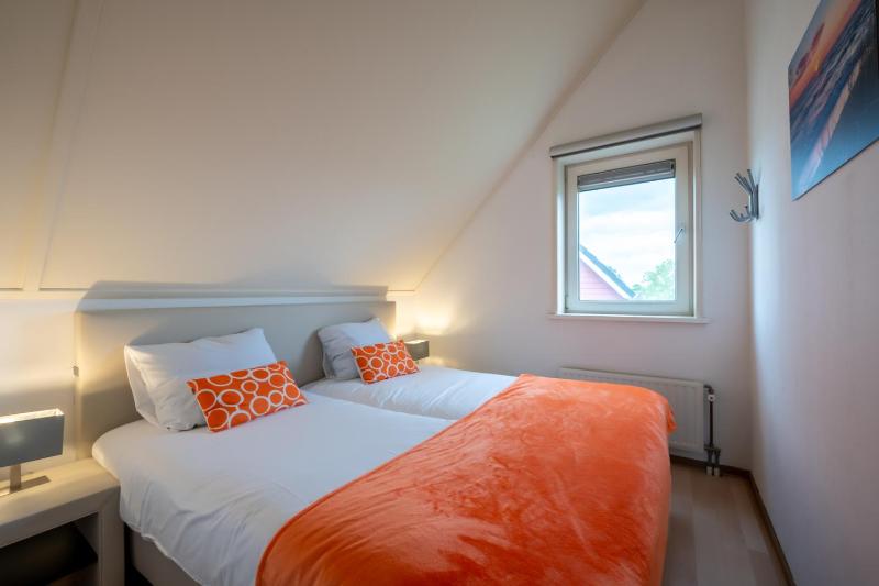 Three-Bedroom House image 4