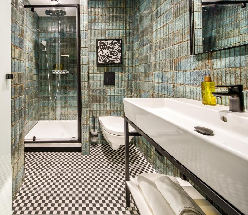 Standard Twin Room image 2