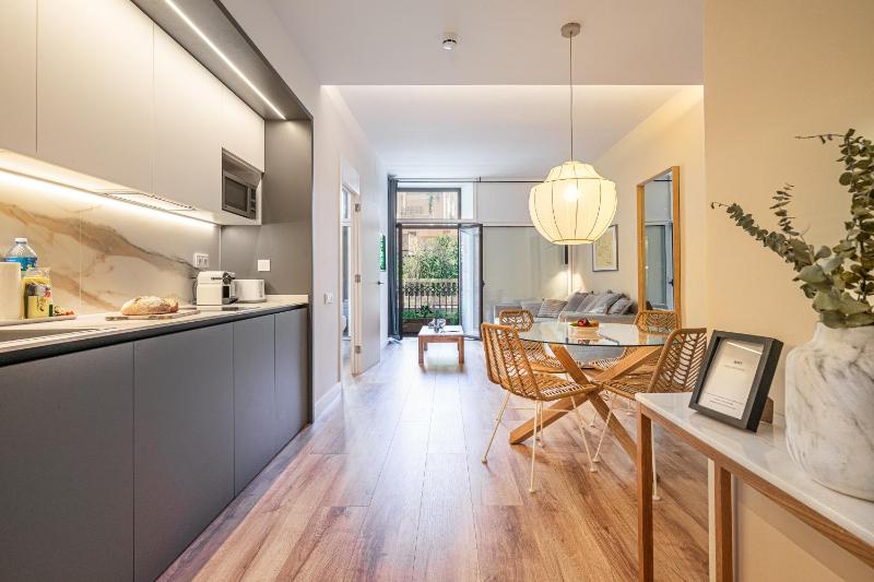 One-Bedroom Apartment image 1