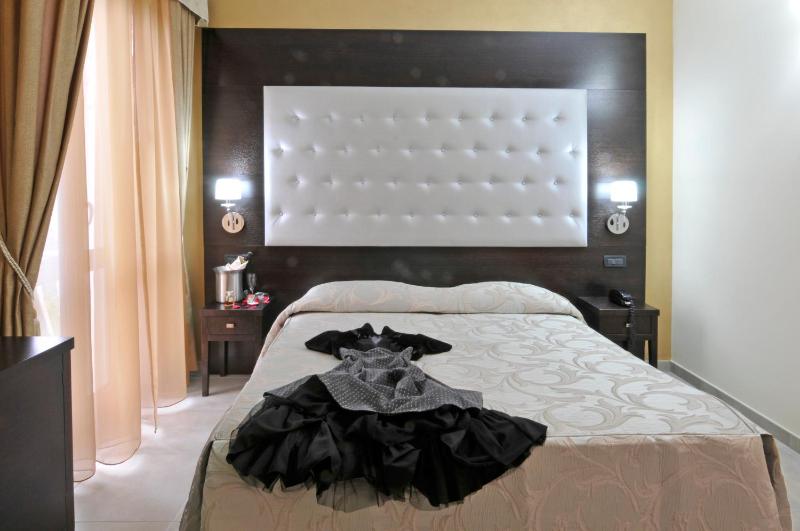 Double or Twin Room with Balcony image 1