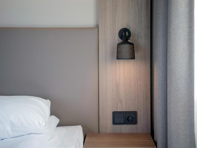 Standard Double or Twin Room image 3