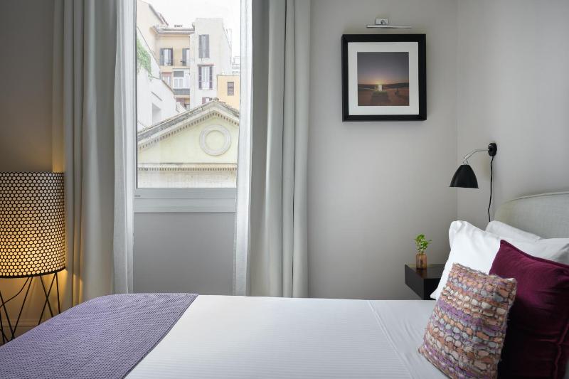 Double Room image 4