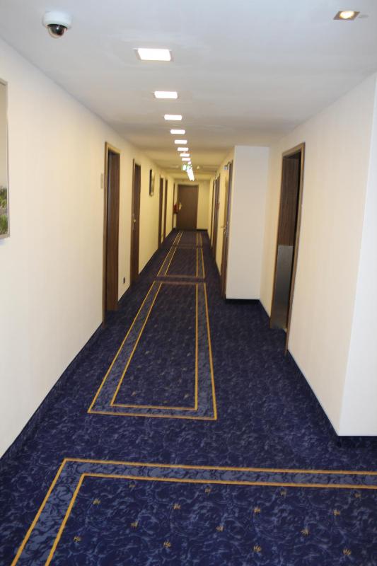 Grand Hotel Empire - image 5