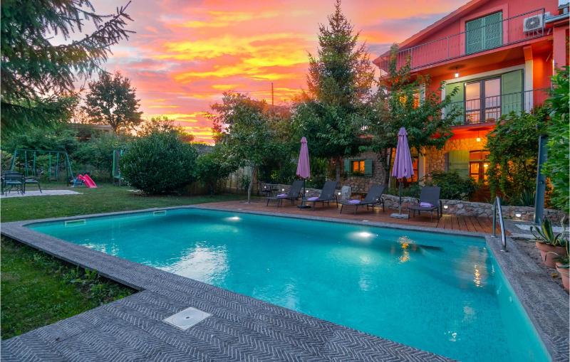 Beautiful Home In Grubine Images