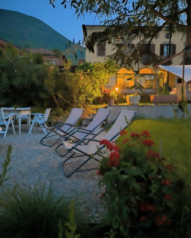 Villa Riva Lago Images