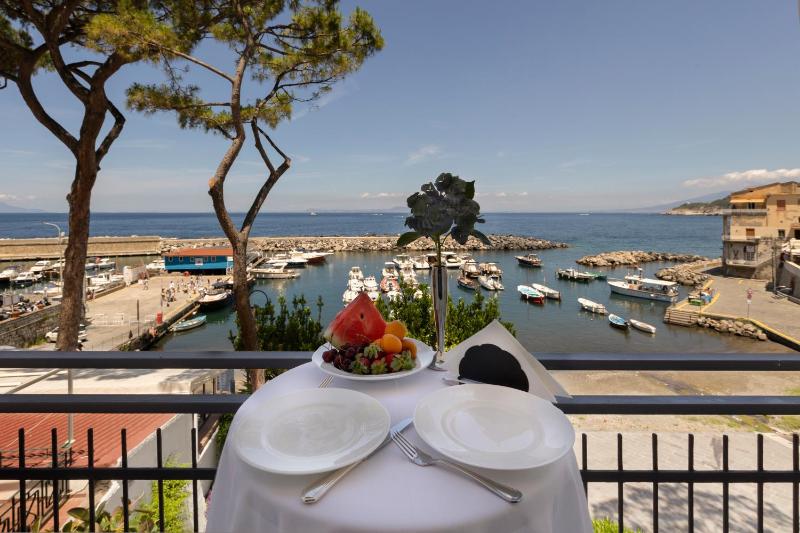Sea Breeze Residence - image 20