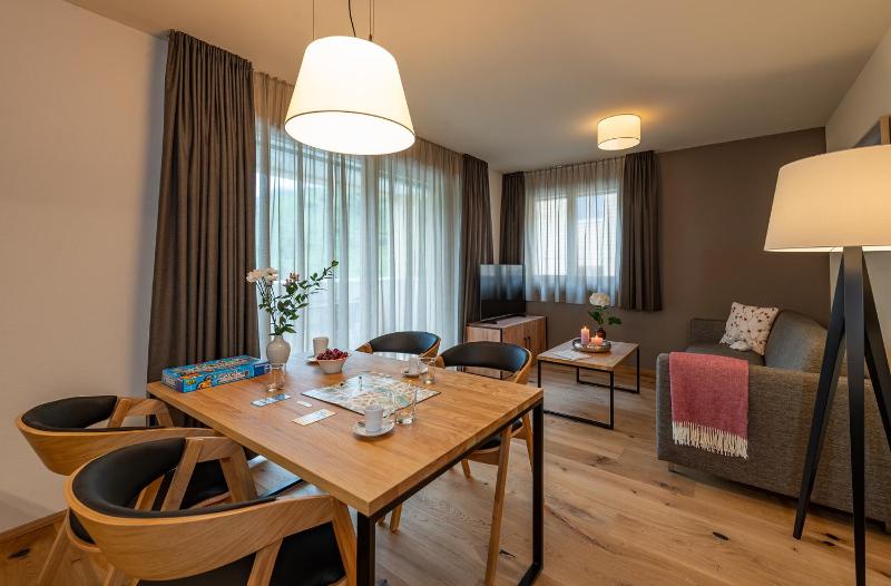 One-Bedroom Superior Apartment image 3